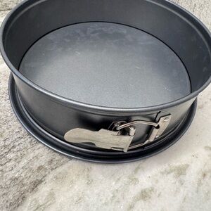 Non-stick Springform Bake wear 9” Cake Pan